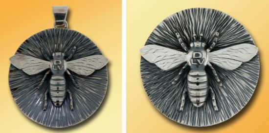 Biene auf Platte als Anhänger ------- Biene auf Platte als Brosche, Kombination oder Tuchring